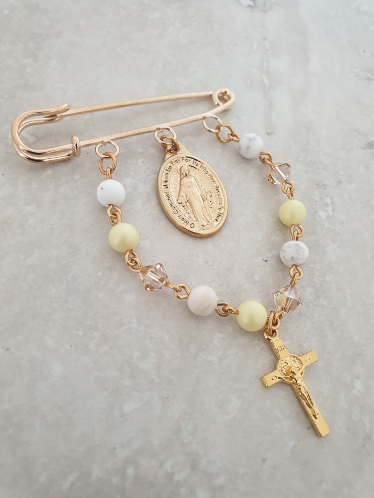 Felicity Cot Pin