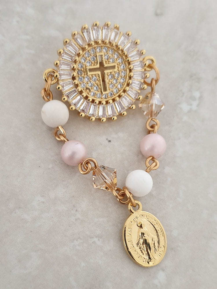 Jacinta Baby Pin